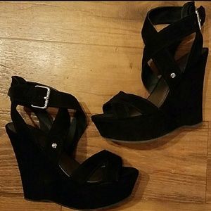 Guess black wedges